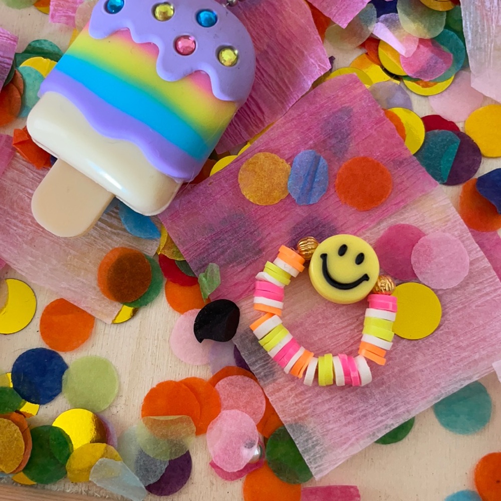 Happy face ring
